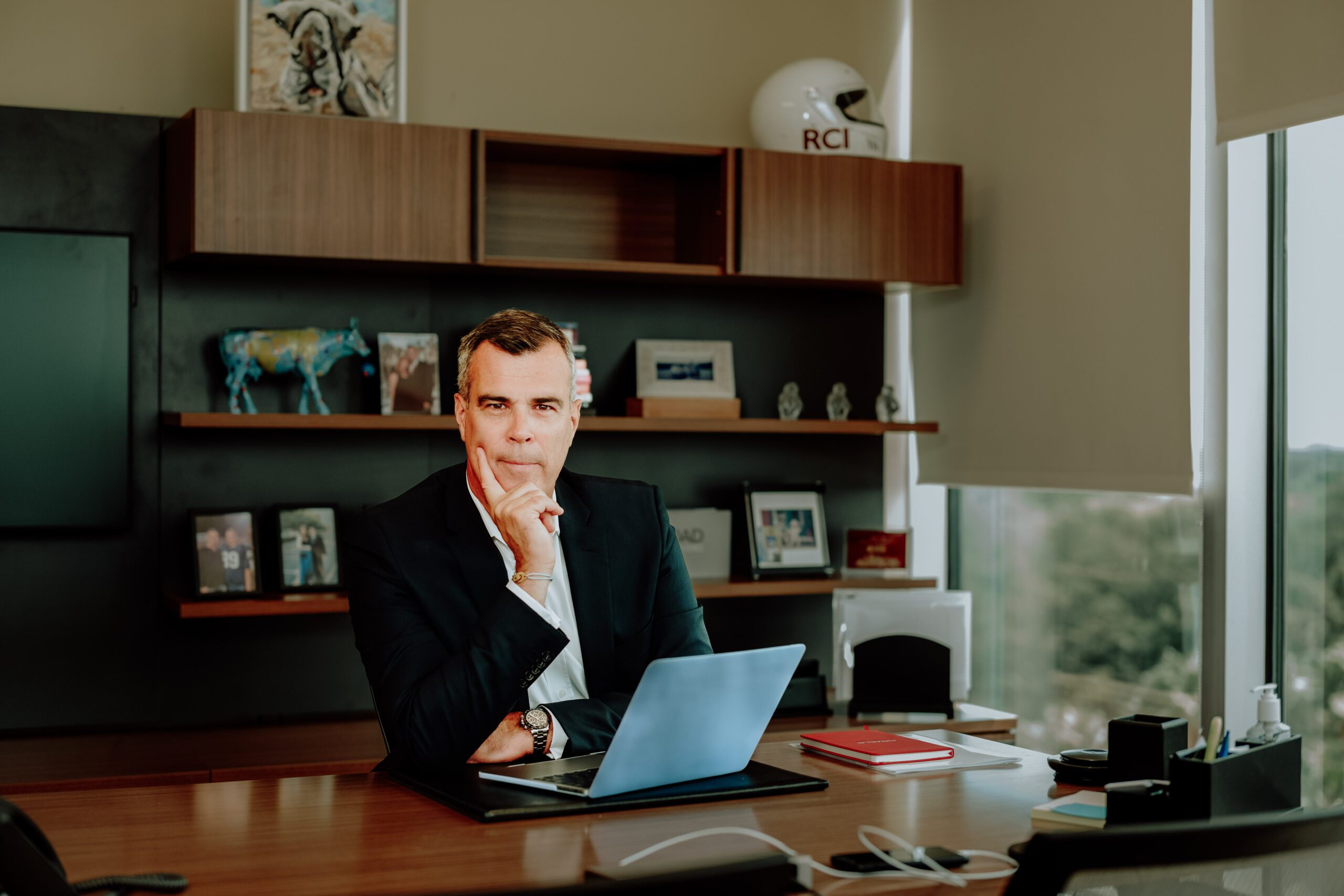 Photographer William Bichara capturing executive portrait of CEO Olivier Chavy for global brand campaign