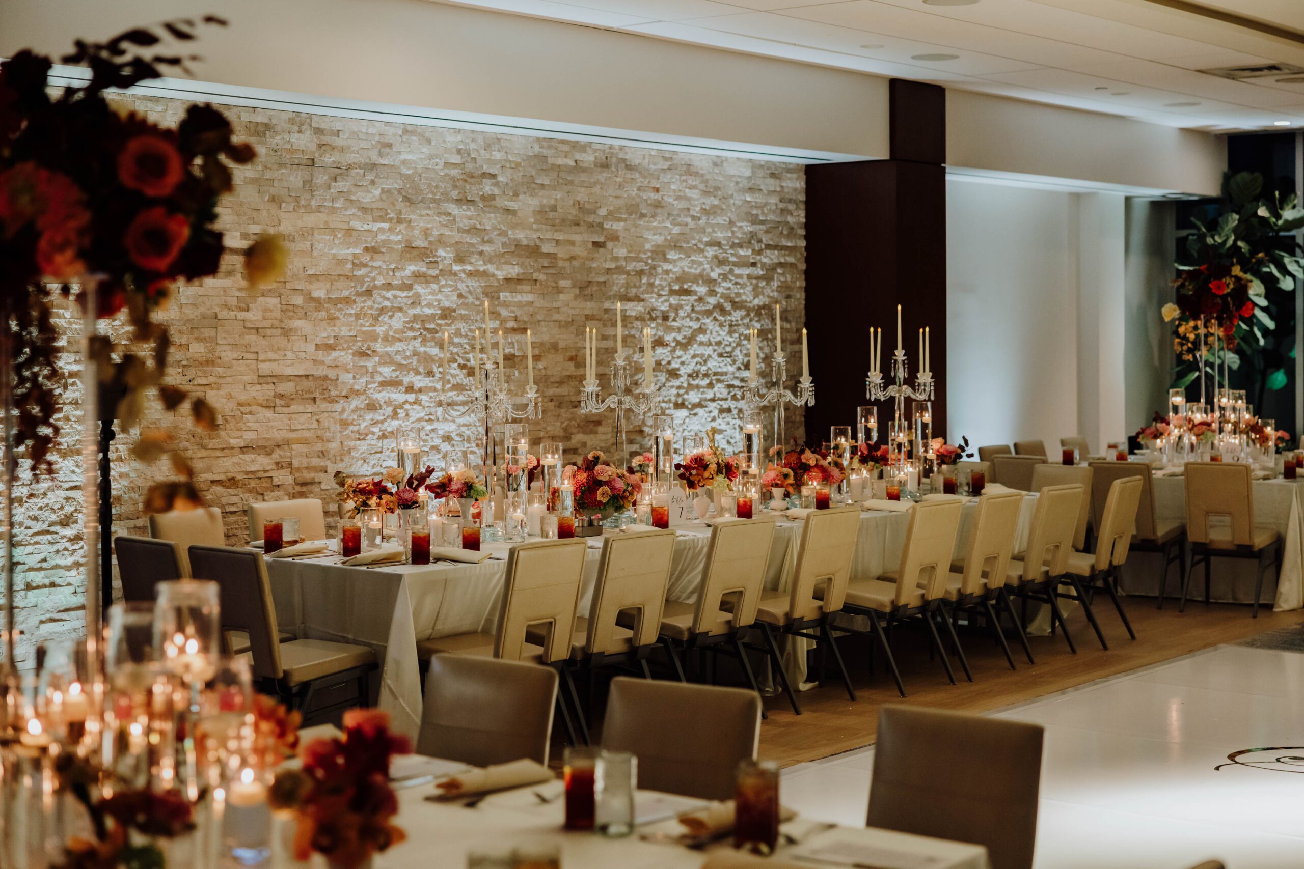 RAO Factor Wedding reception decor at Renaissance Dallas Hotel for Surbhi and Travis fusion wedding