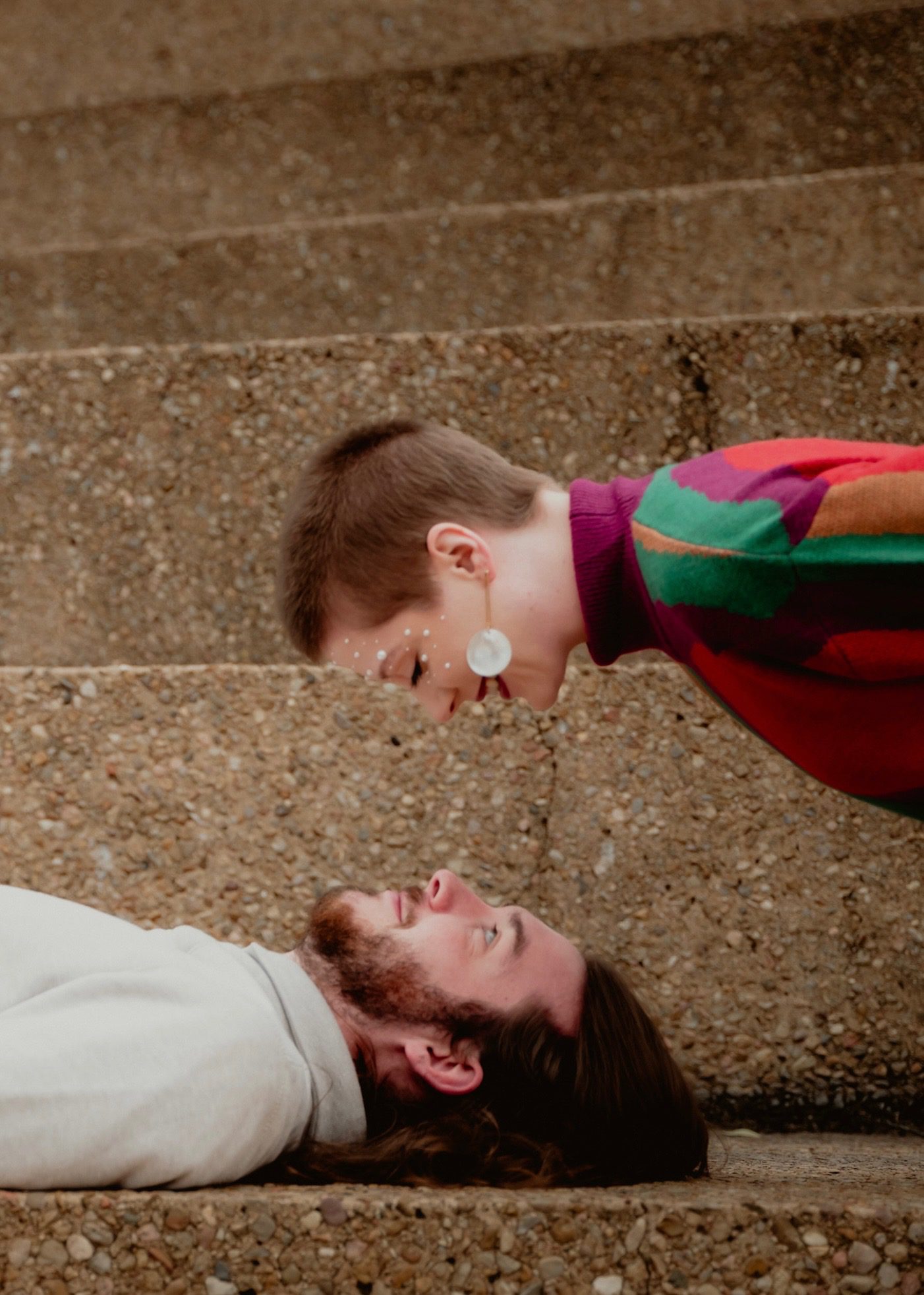 Engagement photography at Fort Worth Water Gardens by DFW wedding photographer William Bichara
